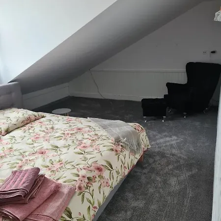 Lantgård Dworek Sw.antoniego *