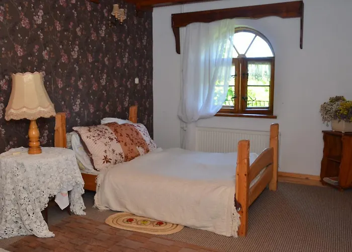 Dworek Sw.antoniego Slawutowo